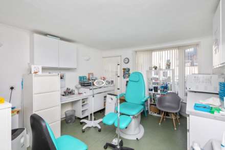Warwick Place, Worthing, Image 4