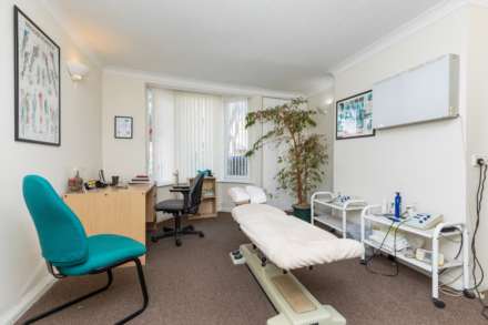 Warwick Place, Worthing, Image 8