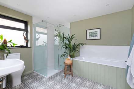 Copthorne Hill, Worthing, Image 10