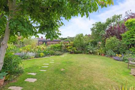 Copthorne Hill, Worthing, Image 14