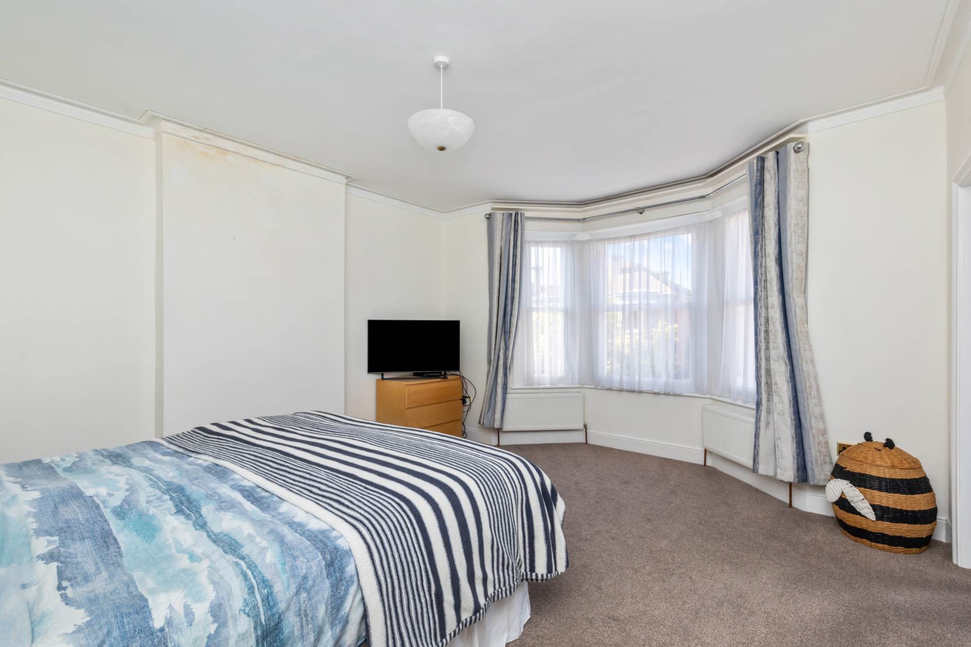 Winchester Road, Worthing, Image 11