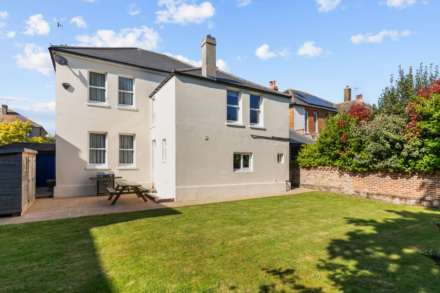 Winchester Road, Worthing, Image 19