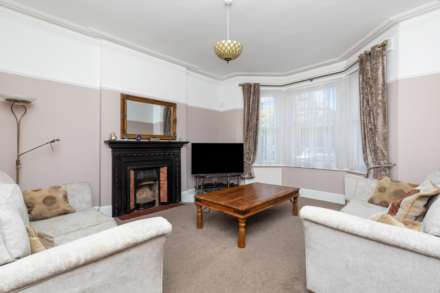 Winchester Road, Worthing, Image 3