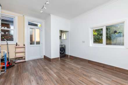 Winchester Road, Worthing, Image 8