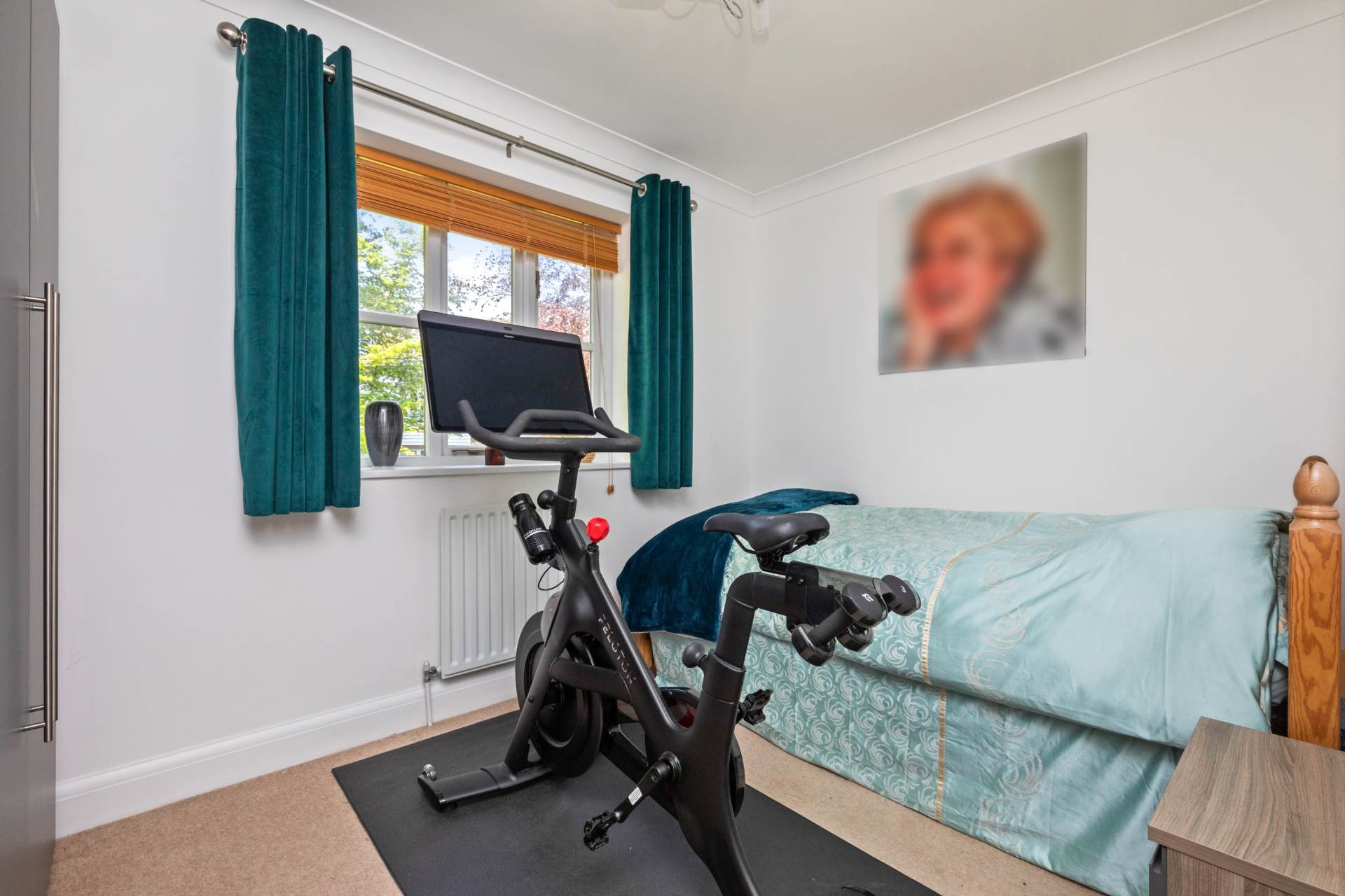 Swandean Close, Worthing, Image 13