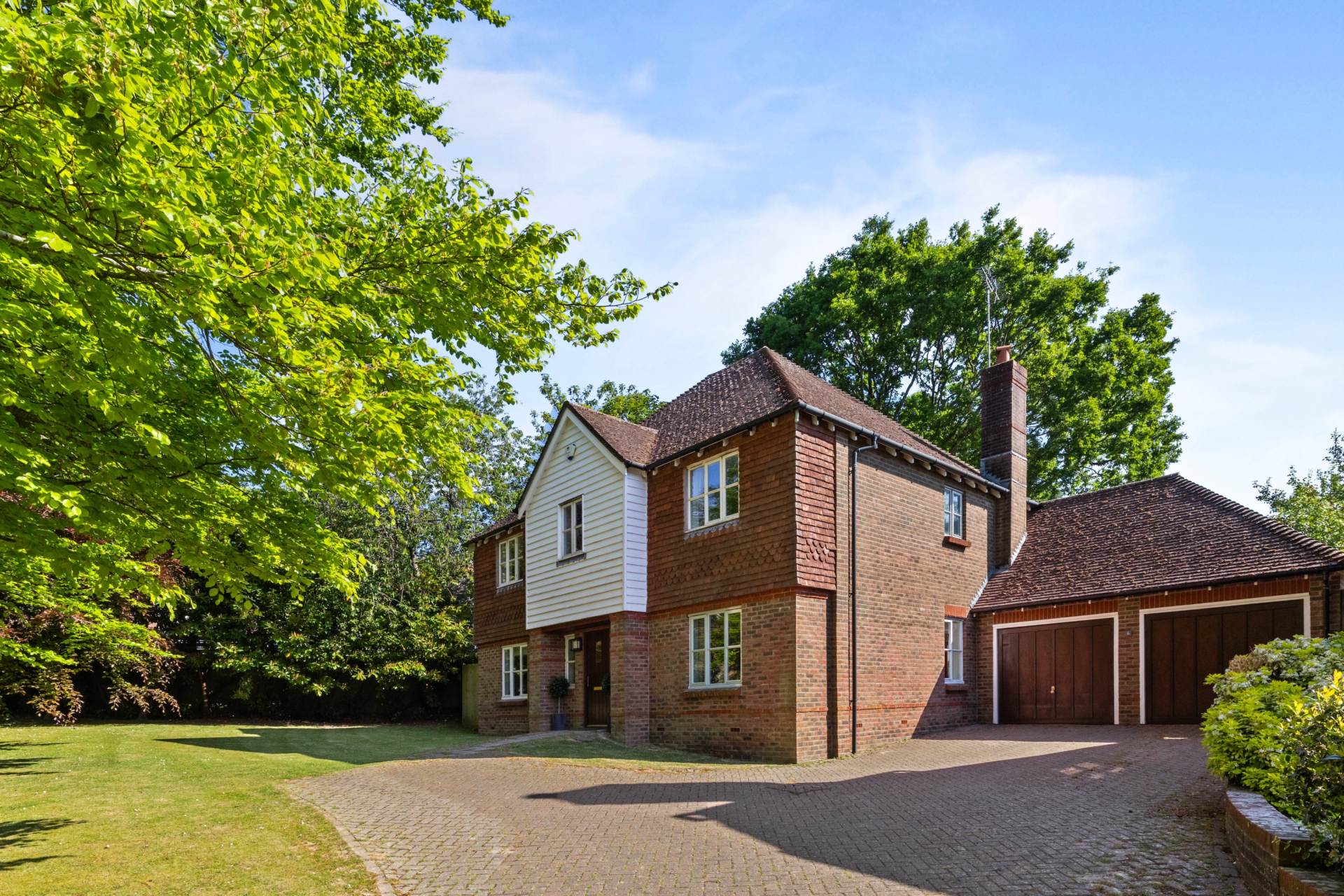 Swandean Close, Worthing, Image 17