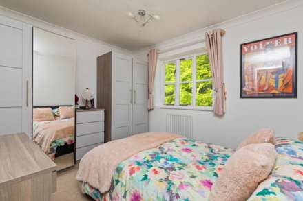 Swandean Close, Worthing, Image 11