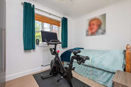 Swandean Close, Worthing, Image 13