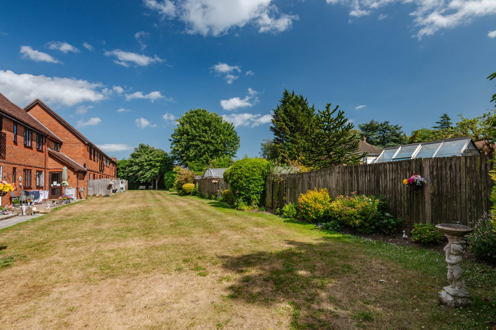 The Courtyard, 24-26 Offington Lane, Image 13