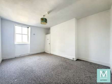 Heene Terrace, Worthing, Image 4