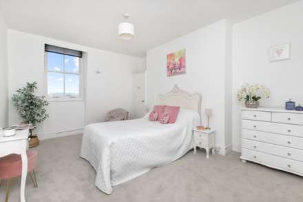 Heene Terrace, Worthing, Image 8