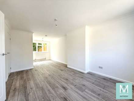 Mendip Crescent, Worthing, Image 4