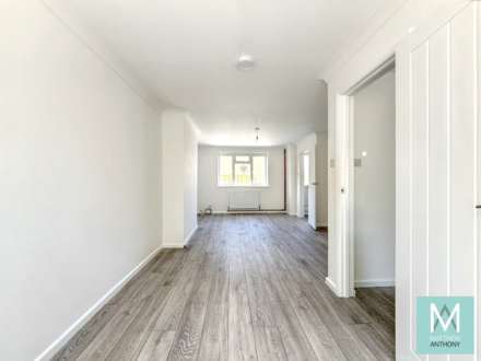 Mendip Crescent, Worthing, Image 5