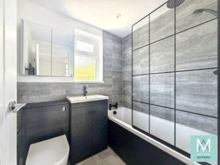 Mendip Crescent, Worthing, Image 8