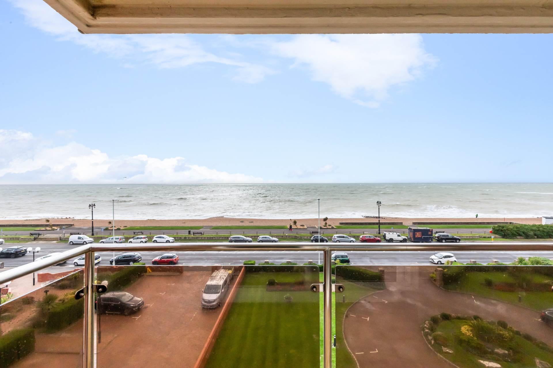 Regis Court, 22-24 West Parade, Image 5