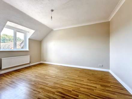 Orkney Court, Durrington, Image 5