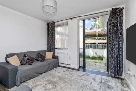 Skyline Apartments, 1 The Causeway, Image 4