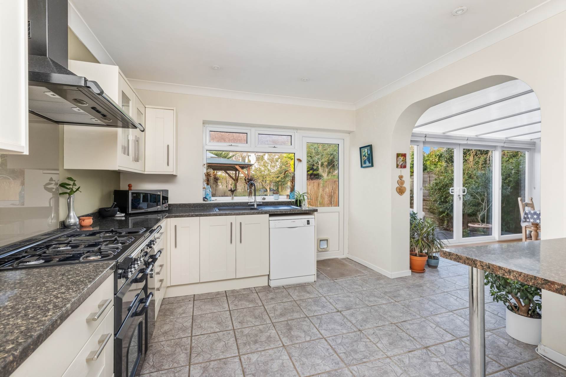 St. Leonards Gardens, Hove, Image 6