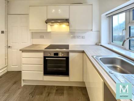 2 Bedroom Flat, Findon Road, Worthing