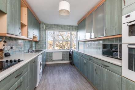 Camargue Court, 24 Downview Road, Image 5