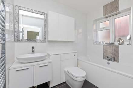 Sea Place, Goring-By-Sea, Image 13