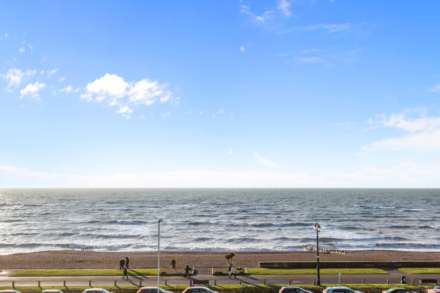 Regis Court, 22-24 West Parade, Image 9