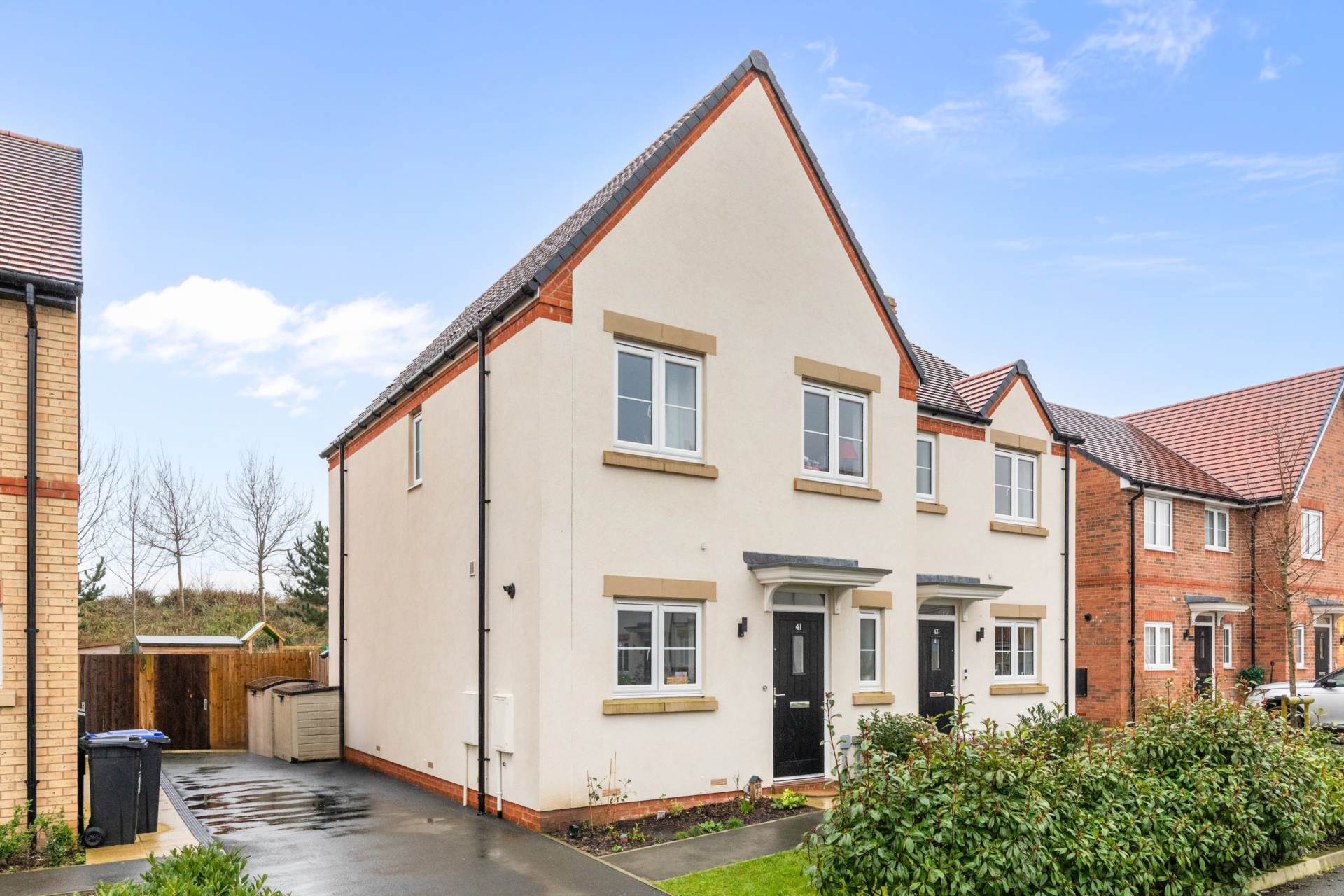 Gatekeepers Drive, Lancing, Image 1