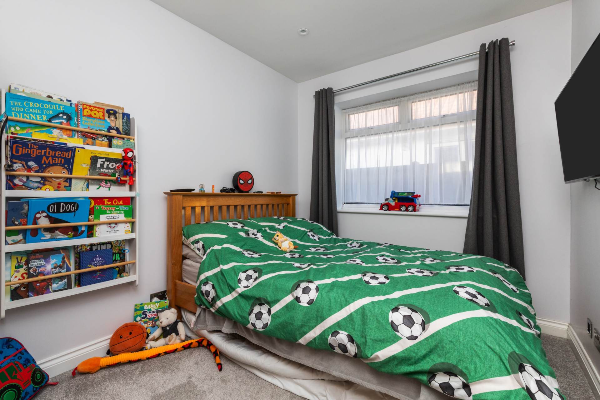 Crowborough Drive, Goring-By-Sea, Image 7