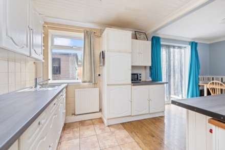 The Avenue, Goring-By-Sea, Image 10