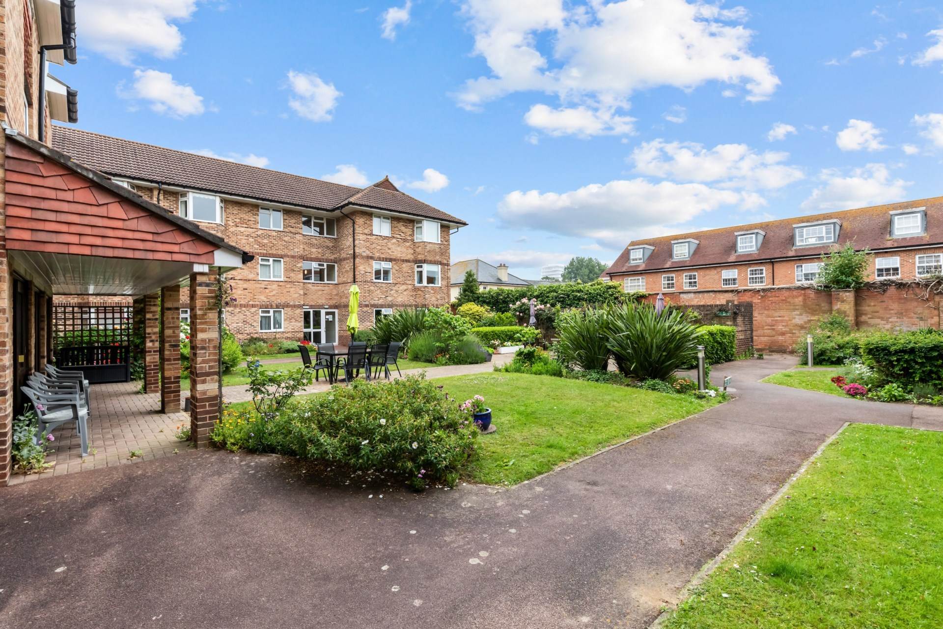 Kings Hall, Park Road, Image 11