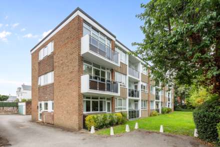 Llandaff Court, Downview Road
