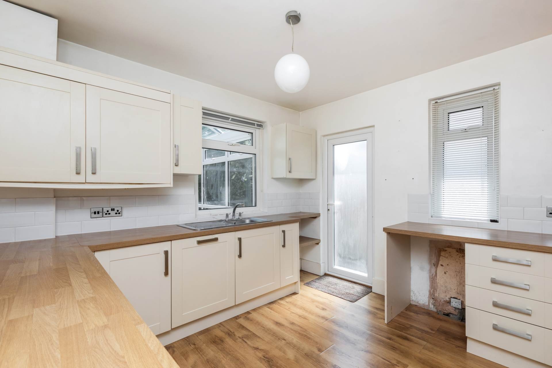 Keymer Crescent, Goring-By-Sea, Image 5