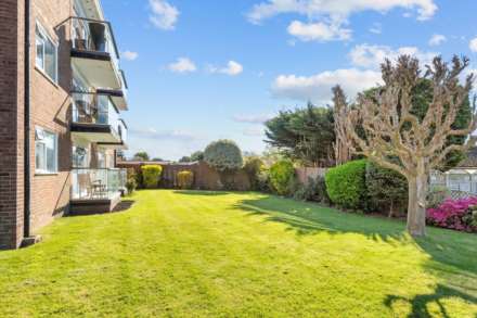 Parklands Court, 171 Goring Road, Image 11