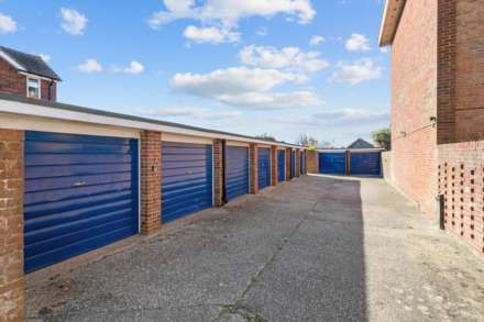 Parklands Court, 171 Goring Road, Image 12