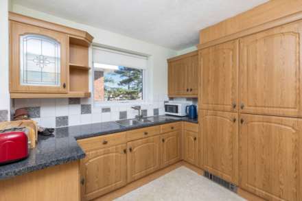 Parklands Court, 171 Goring Road, Image 7