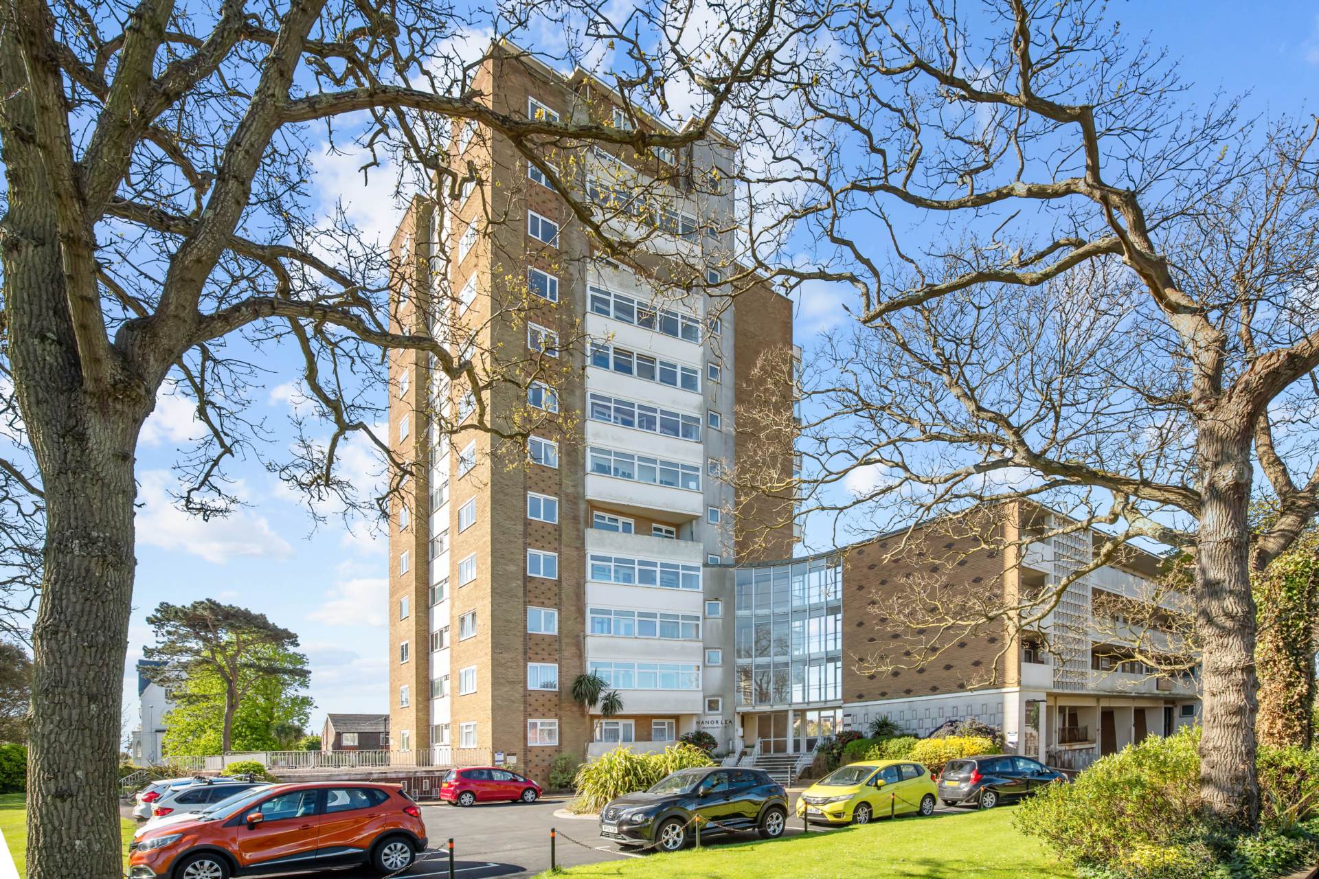 Manor Lea, Boundary Road, Image 1