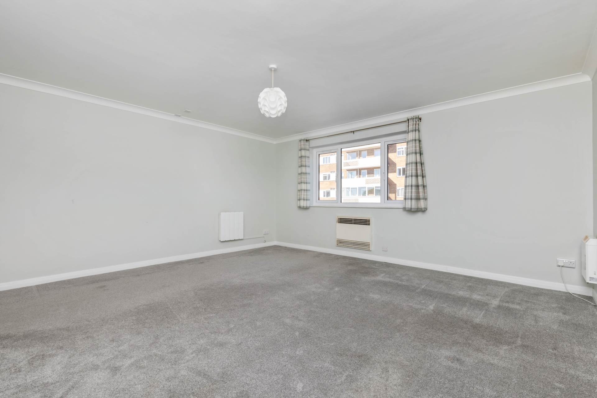 Manor Lea, Boundary Road, Image 3