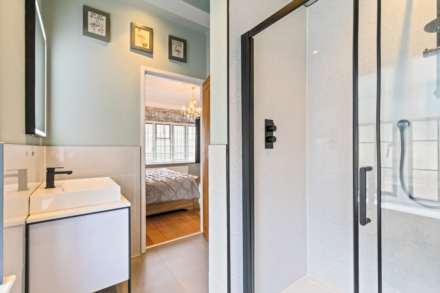 Grand Avenue, Worthing, Image 10