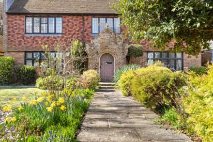 Grand Avenue, Worthing, Image 20