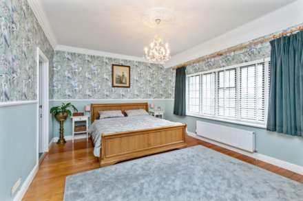 Grand Avenue, Worthing, Image 9