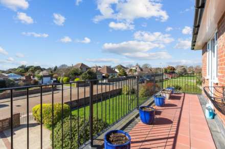 Nutley Avenue, Goring-By-Sea, Image 6