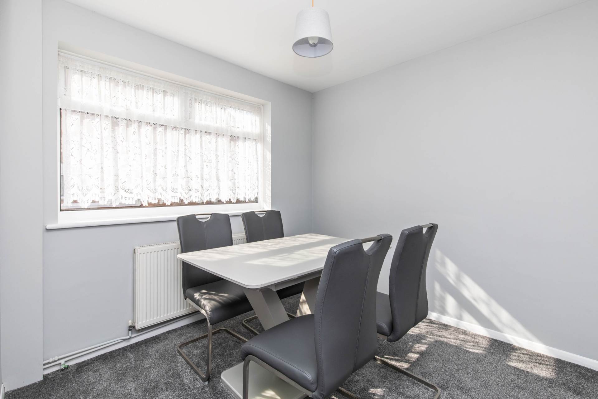 Twyford Close, Worthing, Image 4