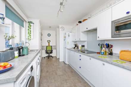 Bramber Court, Bruce Avenue, Image 3