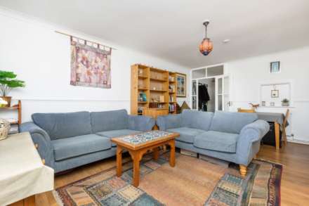 Bramber Court, Bruce Avenue, Image 4