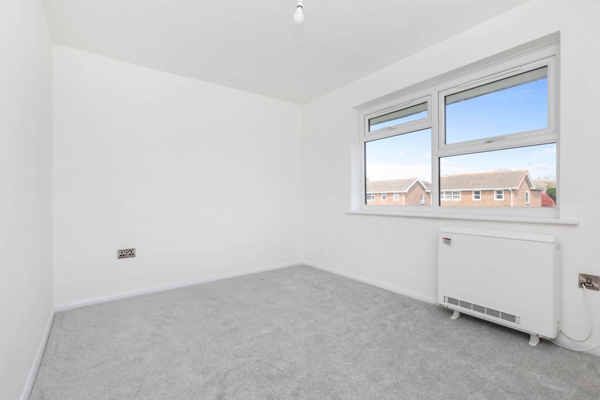 Westlake Gardens, Worthing, Image 6