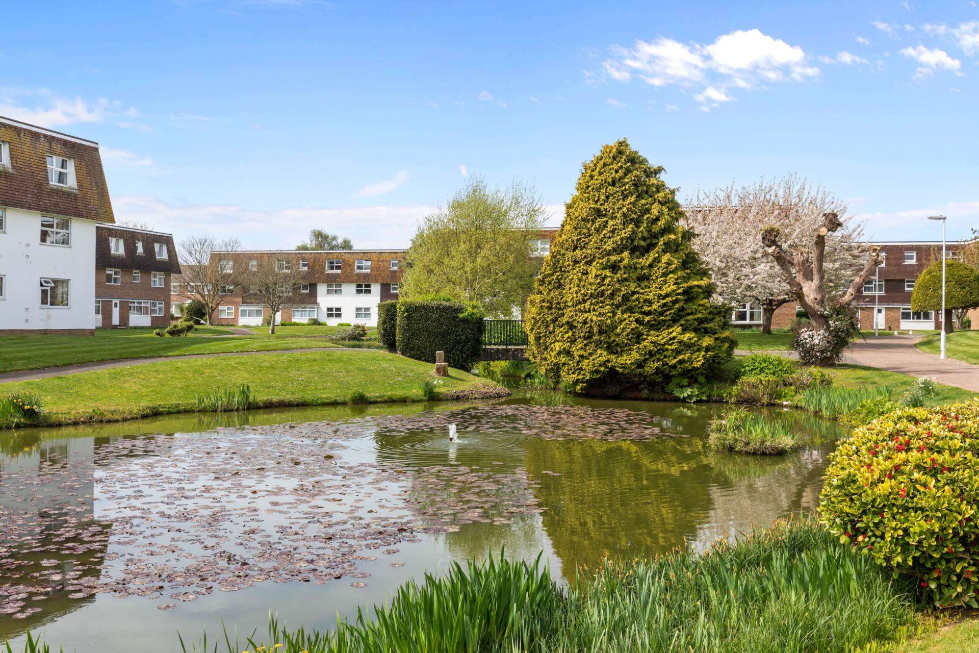 Westlake Gardens, Worthing, Image 8