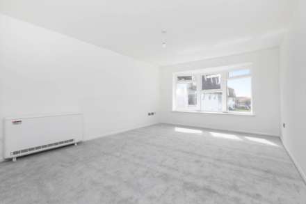 Westlake Gardens, Worthing, Image 4