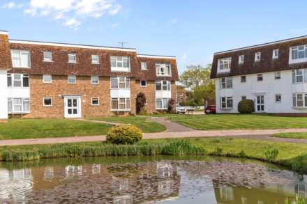 Westlake Gardens, Worthing, Image 9