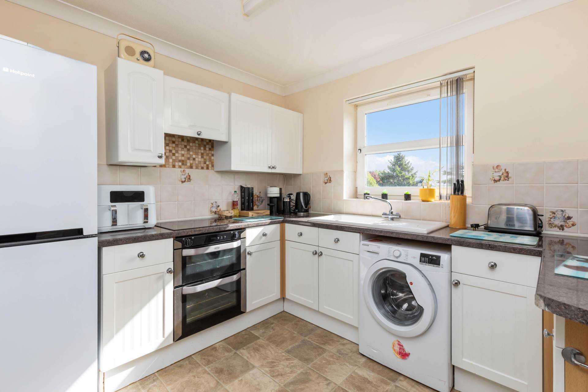 Wentworth Court, Downview Road, Image 3