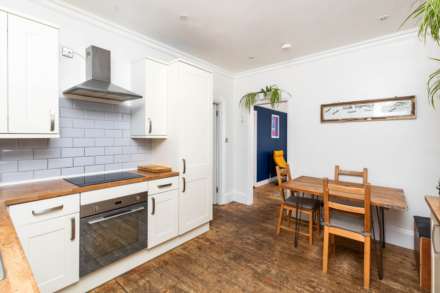 Valencia Road, Worthing, Image 5